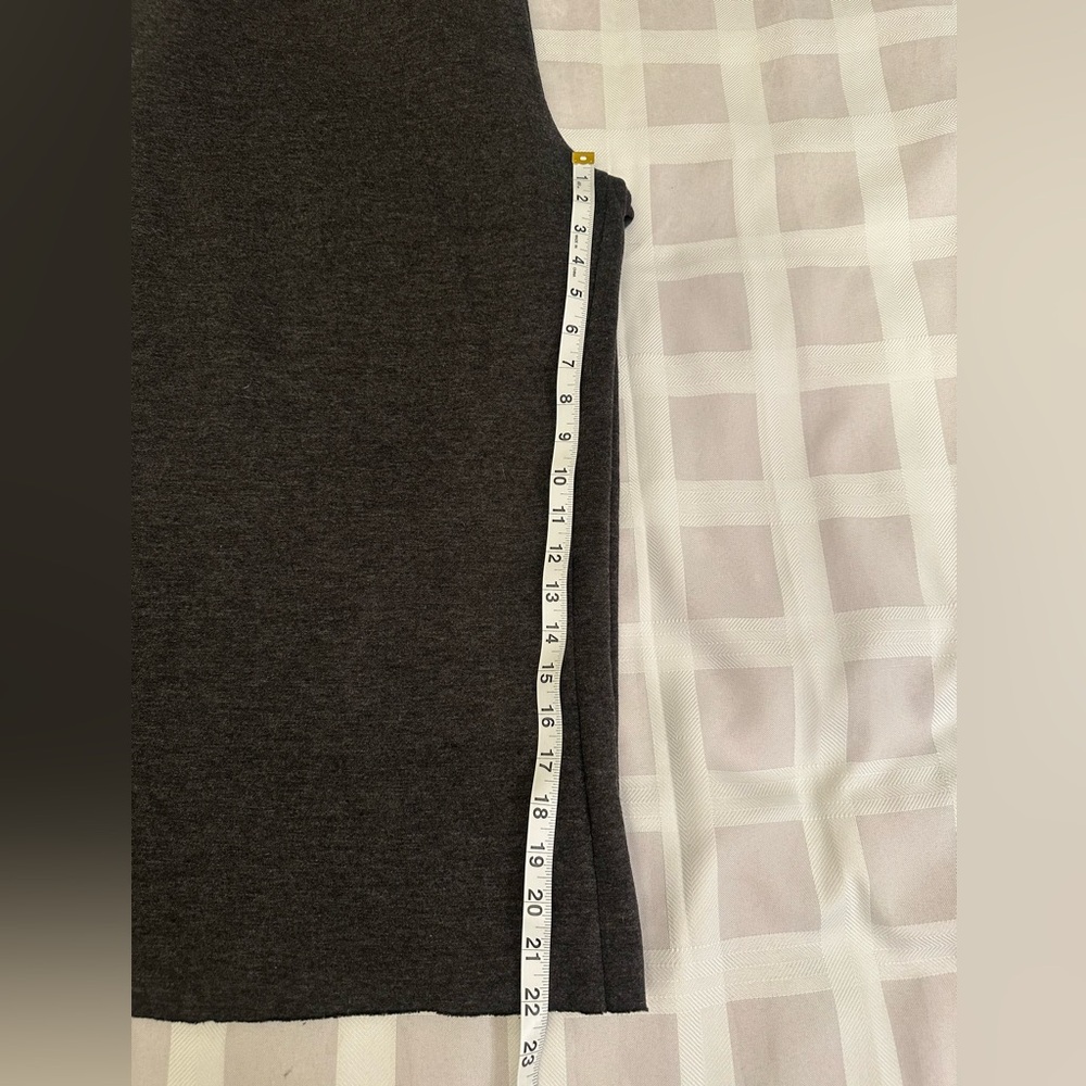 Zenana Charcoal Gray Drawstring Capri Sweatpants w/Raw Hem - Picture 10 of 10